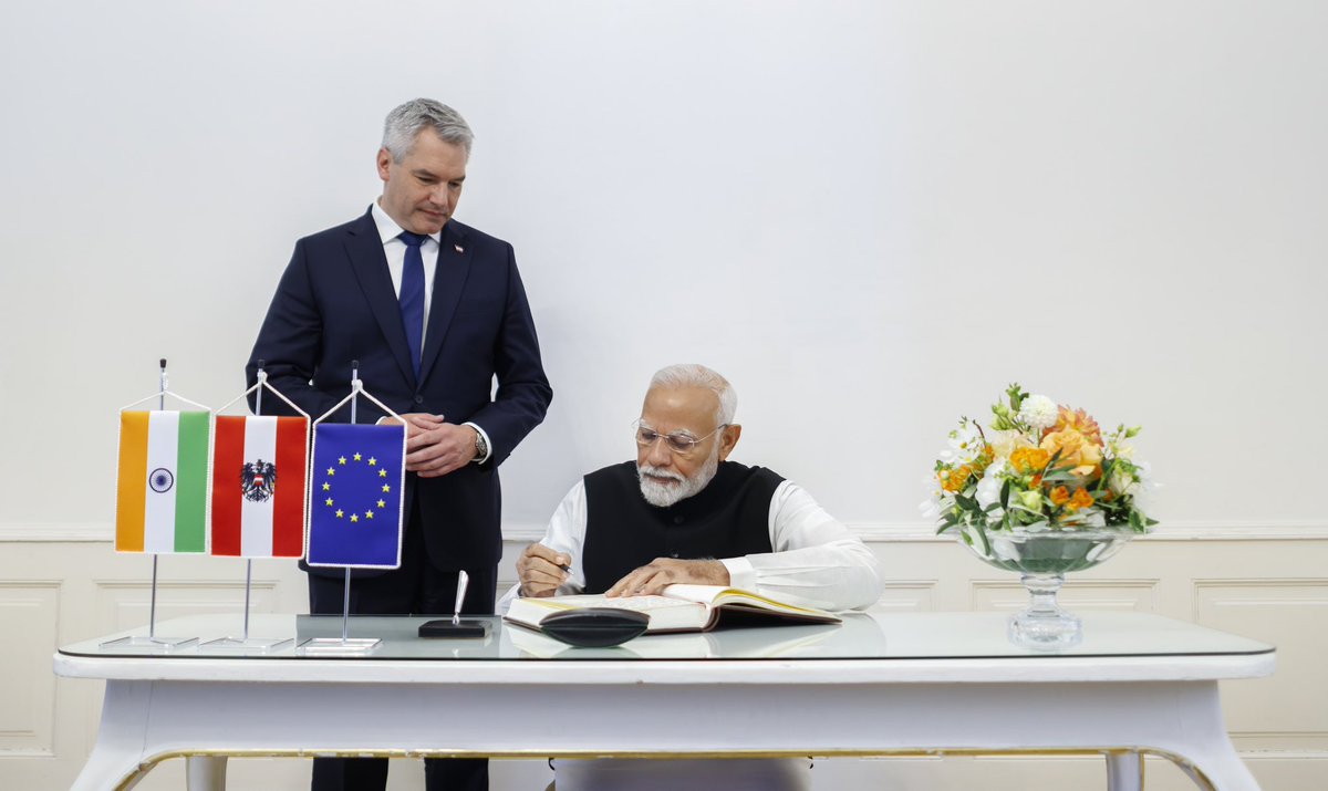 karlnehammer's tweet image. In the areas of science and research we are very close to conclude an important cooperation agreement between Austrian and Indian technical universities. This agreement as well as further partnerships will considerably enhance our cooperation in the fields of pharmaceuticals,…