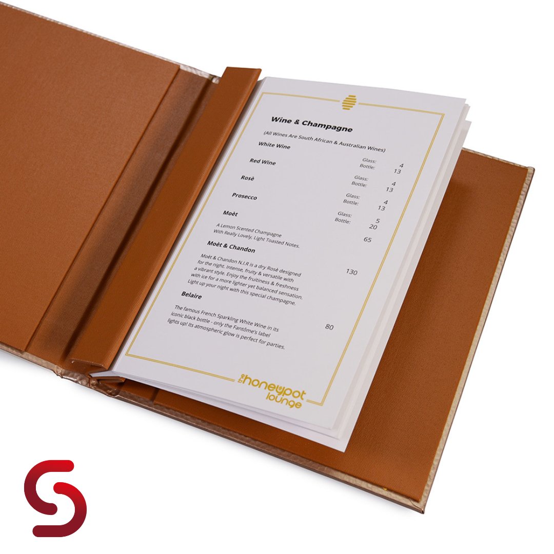 SmartUKSupplies's tweet image. Discover our popular Menu Cover fixing options:
- Cord and Eyelet
- Grip Fix
- Outer Screw Fix
- Corner Mounts
...and more! 🙌

Check them out here to learn more: 
smartuk.net/fixing-options/

#menucovers #menucover #hospitality #menuholder #menudesign