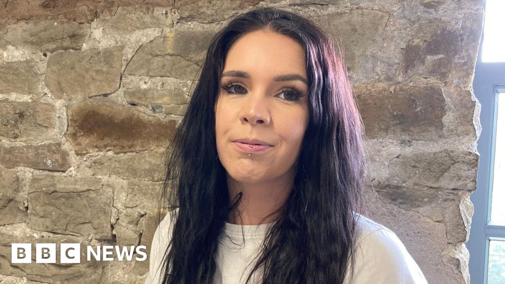 News: 'My ex-partner burnt me with boiling water' bbc.com/news/articles/… /via <a href="/bbclancashire/">BBC Lancashire</a>
