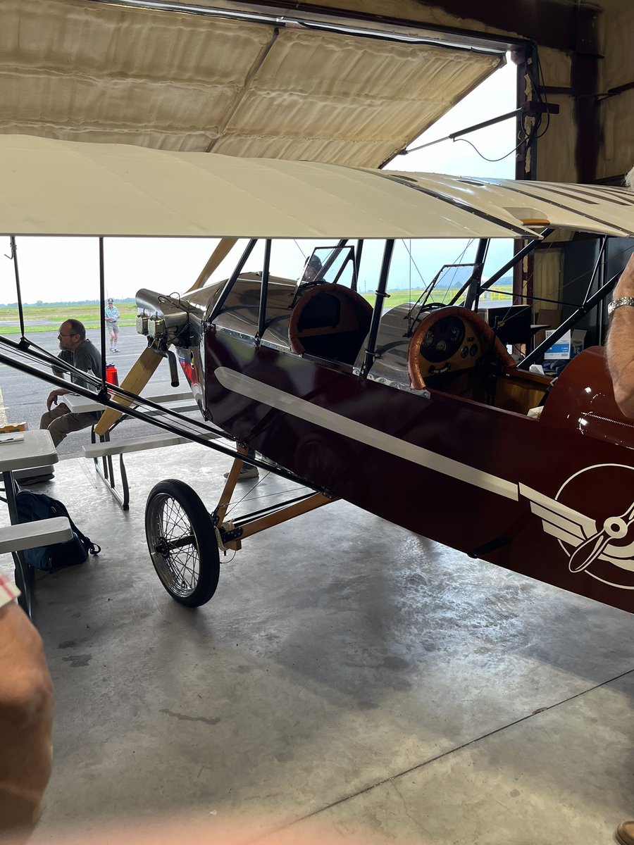 Flew to our EAA Chapter meeting last night!
#avgeek #flying