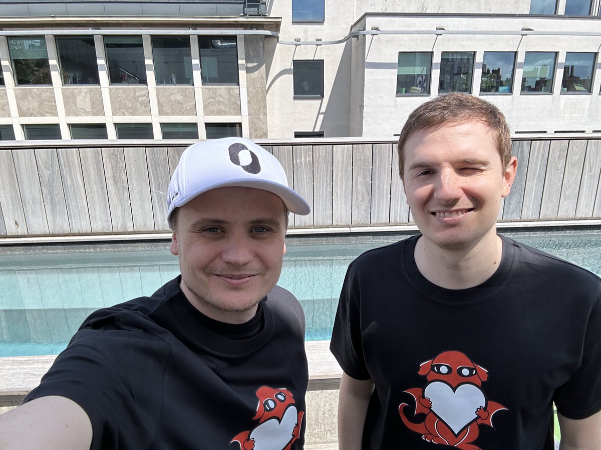 JonasStrand10's tweet photo. Why don't lava and pools ever hang out?

Because one's always too hot to handle, and the other just wants to chill! ⁦@lavanetxyz⁩ provides both! https://t.co/JACsVgqij4