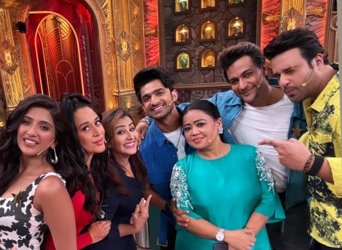 Shalin123fan's tweet photo. Shalin with  Nimrit  Krishna Abhishek  Shilpa Bharti krushna at laughter chefs ❤️🔥

#ShalinBhanot #Abhishekkumar  #KrishnaShroff #NimritAhluwalia #ShilpaShinde #BhartiSingh #Krushnaabhishek  #Kkk14 #Kkk #Khatronkekhiladi #KhatronKeKhiladi14 #Shalininkkk14 #Shalininkkk https://t.co/D4K6L3QtFA