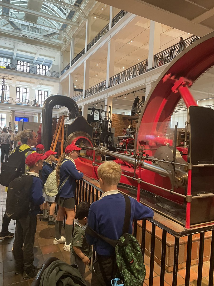 BPSYearFour's tweet image. Year 4 are having an amazing time exploring the Science Museum in London.
