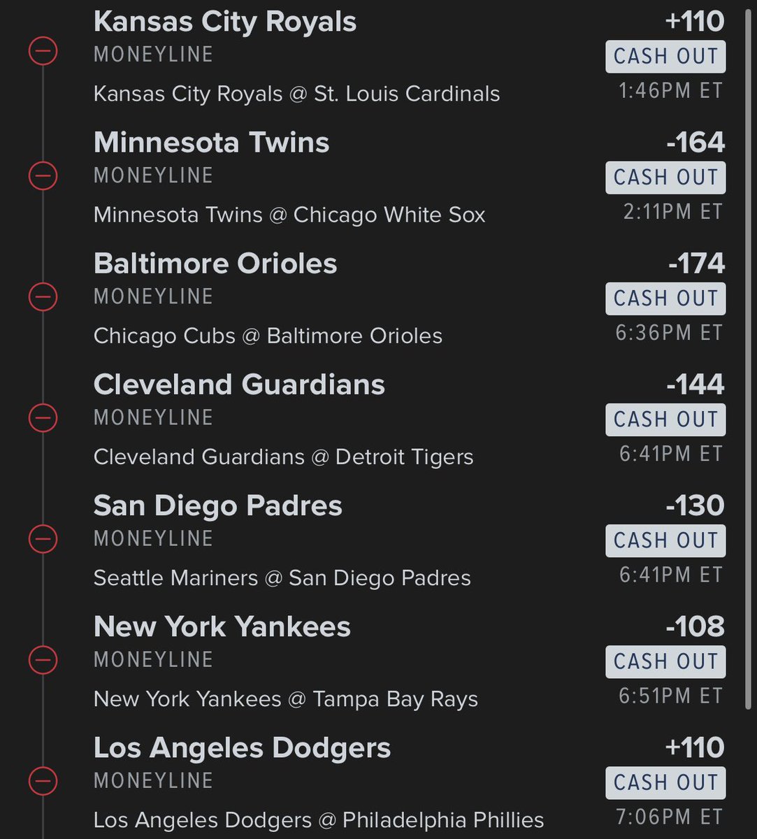 Lottolocks's tweet photo. MEGA #MLB ⚾️ MONEYLINE LOTTO 🔥

$10 ➡️➡️➡️ $36,000 ‼️‼️

$2,000 CASH to someone who LIKES &amp; RETWEETS this if it hits 💰

WHY NOT US!?!? 

#GamblingX https://t.co/3jinmUigUT