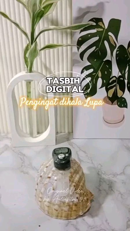 _AuliaFitri_'s tweet photo. Ayo, lihat videoku di Shopee Video!  https://t.co/D6e1bRdk12 https://t.co/YqwcnmgbpT
