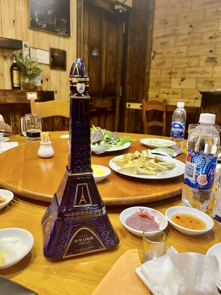 anhdo32's tweet photo. Hà Lan đã có Ngạn…
Đêm nay cho Anh cơ hội được không..?
#fwb #timpartner #anhvshalan https://t.co/XDtGY4RhBq