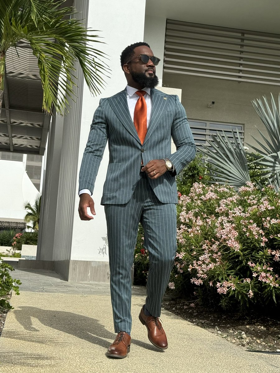 Raphael Saul tweet media