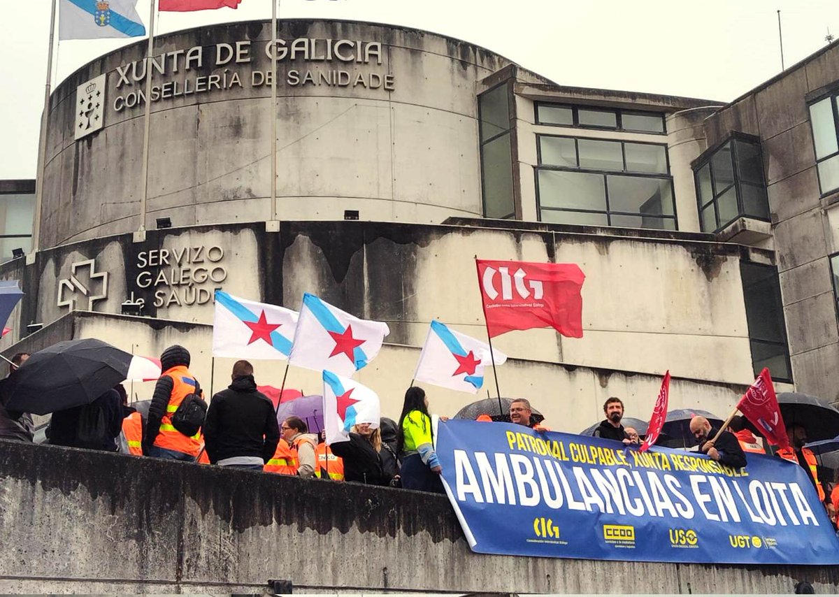 🚑Traballadores e traballadoras das ambulancias concentráronse na Consellaría de Sanidade para denunciar o atraso na licitación dos concursos do transporte sanitario. Esta demora impide que poidan cobrar a paga de reposición recollida no convenio
ℹ️cig.gal/nova/traballad…