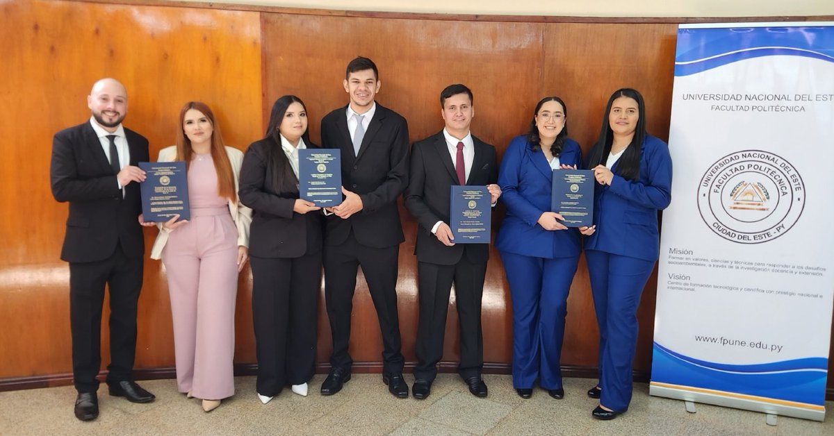 fpune's tweet photo. Los estudiantes de Ingeniería Eléctrica de la Facultad Politécnica UNE han culminado su carrera universitaria con la defensa de sus respectivos Trabajos Finales de Grado (TFG).
Lee la información completa y mira las fotos de las presentaciones accediendo a nuestra página web. https://t.co/Epcg8X6Eq3