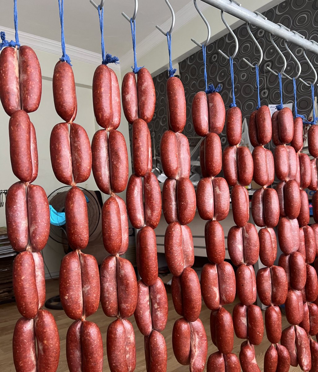 İşler çok durgun.
Almasanız bile başkalarına ulaşması için beğeni rt yaparsanız sevinirim 
Yüksek kalite,uygun fiyat.
Yüzde yüz dana eti.
Et yediğinizi anlarsınız.
Nitratsızdır.