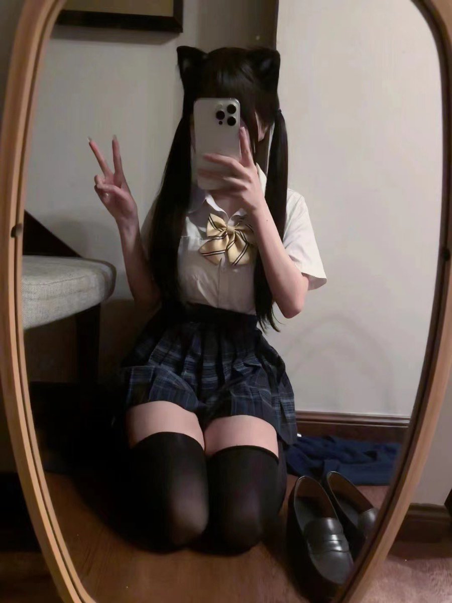 一天到晚问我卖不卖号😡不卖 来个乖宝宝入门