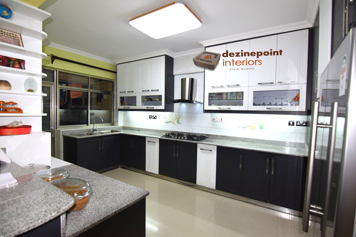 dezinepoint's tweet photo. 🤍🖤 Elevate Your Space with a Stylish Two-Toned Design! 🖤🤍
Explore the trend that's revolutionizing kitchen design! 
By blending two complementary colors, you can create a captivating visual effect that enhances your kitchen’s aesthetic as seen from the finished look from our https://t.co/e0LcmQnhN5