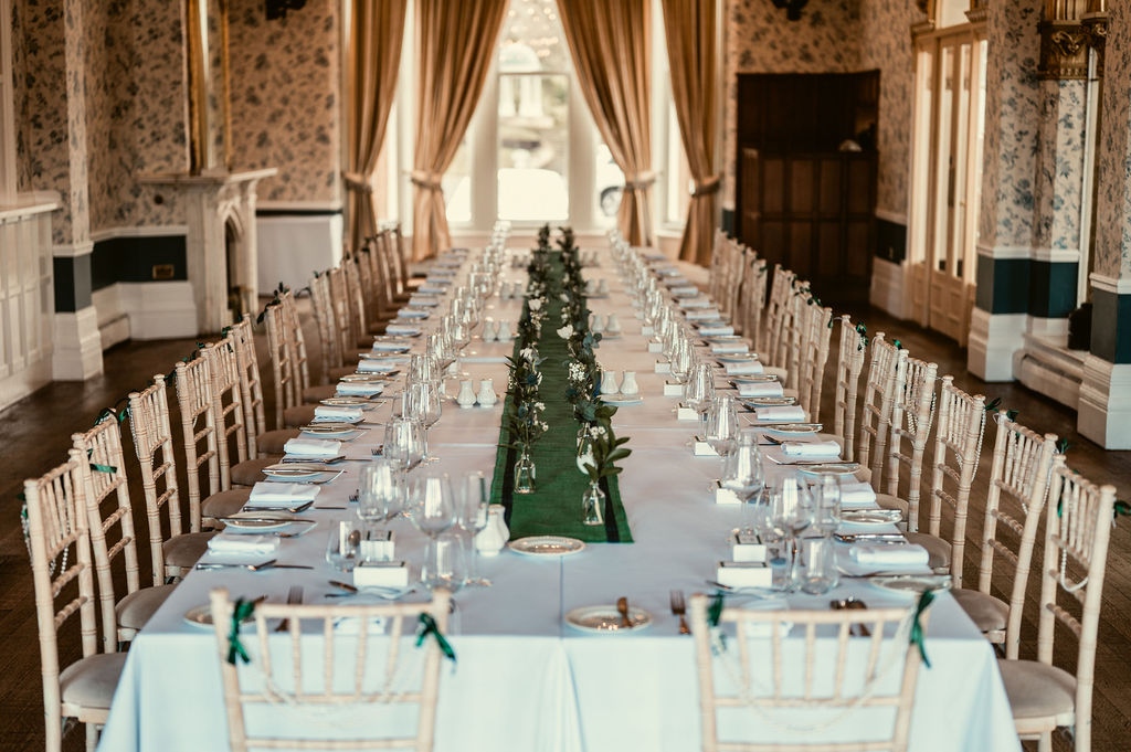 RushpoolHall's tweet image. We love the idea of having everyone at the same table 🤩 Share this with someone who needs wedding day table inspo!

📸 @Ryan_ether_photography

To book a tour of Rushpool Hall wedding venue in North Yorkshire pop us a message or email us at weddings@rushpool.co.uk