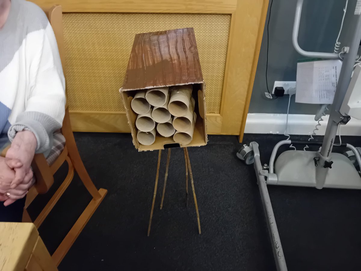 FirthHouse's tweet photo. #backtonature #makingadiffrence Residents enjoyed working on our back to nature project, making a Bee 🐝 House ❤️@AnchorLaterLife @NAPAlivinglife @DementiaUK @veteransunited https://t.co/nR8N0ZhmoE