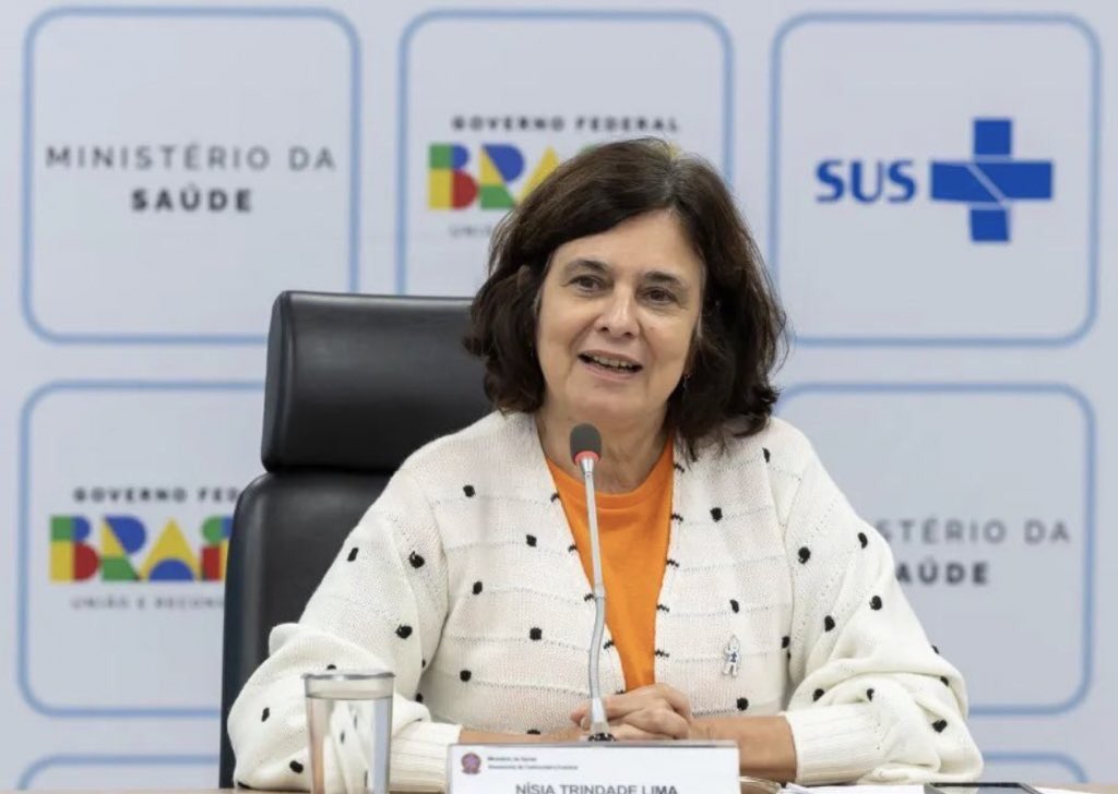 Governo Federal autoriza a construção de 36 maternidades, com potencial de abertura de 
21 mil novas vagas para profissionais da saúde.