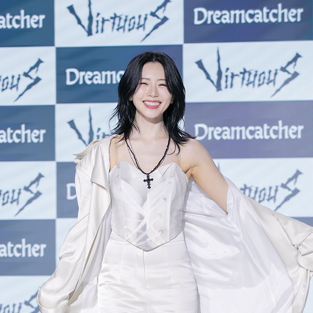 THESE FOUR SEQUENCE OF PHOTOS

🔗enews.imbc.com/News/RetrieveN…

#Dreamcatcher #드림캐쳐