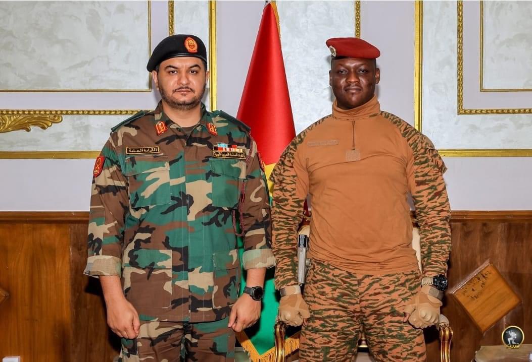 2HassanBe's tweet photo. and meets with the Transitional President Mr. "#Abrahim_Traore at the presidential headquarters in the capital #Wagadougou.
#LNA https://t.co/NOtV5E7pcq