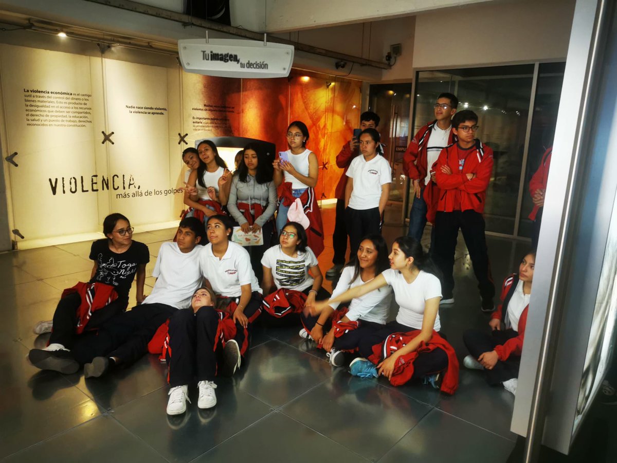 Poacybenpp1's tweet photo. Una experiencia increible, jugando y aprenciendo con la ciencia. https://t.co/bI6t4tHAeS