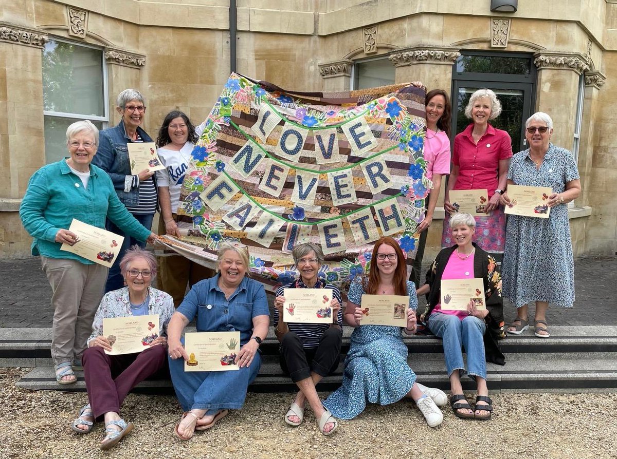 <a href="/grenfellquilt/">Gʀᴇɴғᴇʟʟ Mᴇᴍᴏʀɪᴀʟ Qᴜɪʟᴛ</a> Some of the team behind the panel! 👏

To all the students, staff and members of the community who contributed – no matter how big or small the contribution was – thank you for helping create something so special for the <a href="/grenfellquilt/">Gʀᴇɴғᴇʟʟ Mᴇᴍᴏʀɪᴀʟ Qᴜɪʟᴛ</a>.