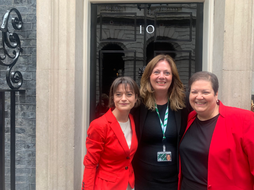 Great to see <a href="/Alison_S_Taylor/">Alison S Taylor, MP - Paisley & Renfrewshire North</a>, <a href="/JohannaBaxter/">Johanna Baxter MP</a> our Renfrewshire MPs welcomed in Downing Street.