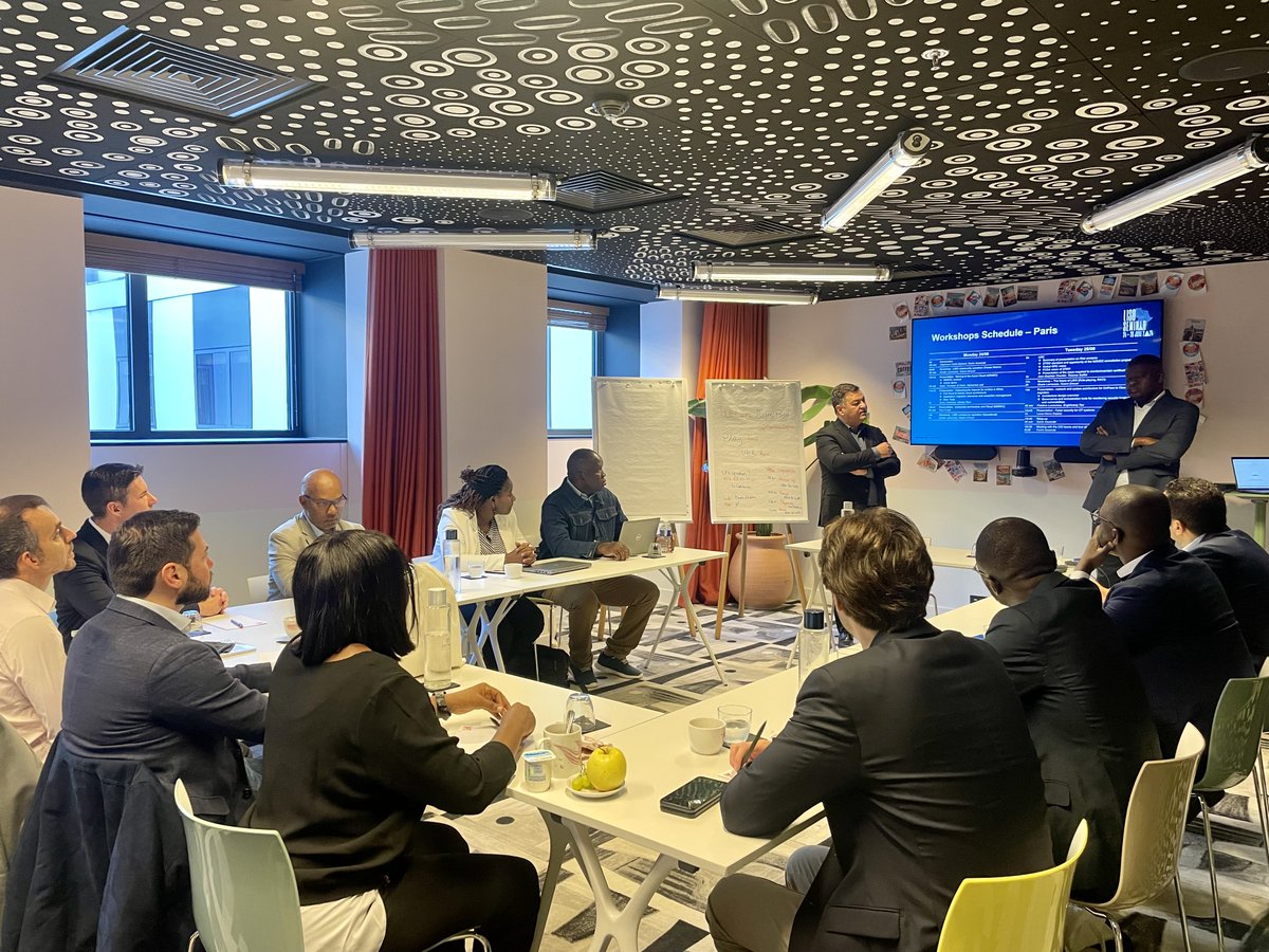 AGLgroup_'s tweet photo. Séminaire de cybersécurité 2024 🔐🌐
Du 24 au 28 juin, notre équipe DSI et MSC Technology se sont réunis à Puteaux et Turin pour renforcer la cybersécurité et aborder les défis futurs.
Merci à tous pour votre engagement ! 🤝
#AGL #MSCTechnology #Cybersécurité #M2MSC https://t.co/79gLRmZgg4