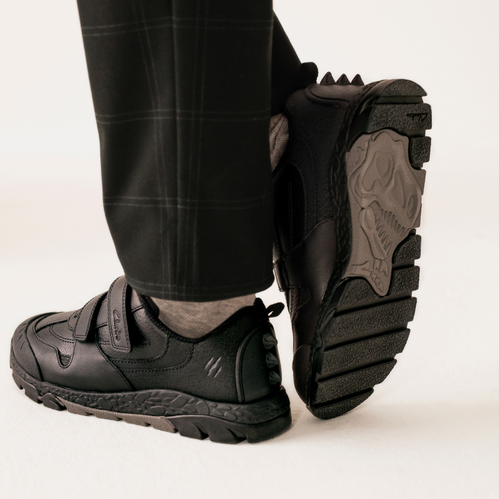 Book and appointment in your Ealing Broadway Clarks store to help you find the perfect fit and style, from their first pair of crawling shoes to a fresh pair of new school shoes. Plus, they do a personal shopping and fitting service for adults, too.

ealingbroadwayshopping.co.uk/news/clarks-me…