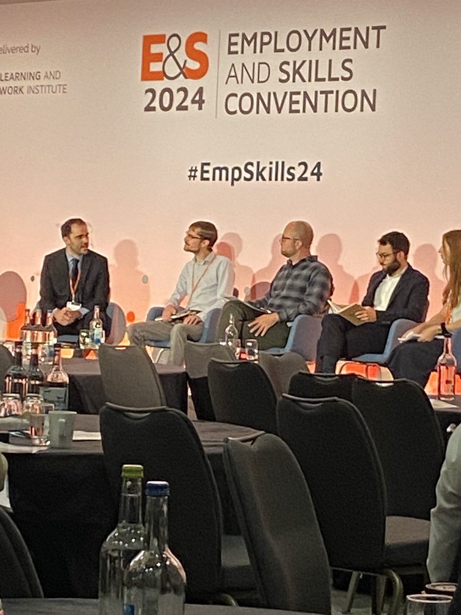 “The response to skills gaps is a collective one”

Kicking off <a href="/LearnWorkUK/">Learning and Work Institute</a> #EmpSkills24 with a thoughtful discussion about preparing the workforce for the future labour market with @OllyNewtonUK at the helm