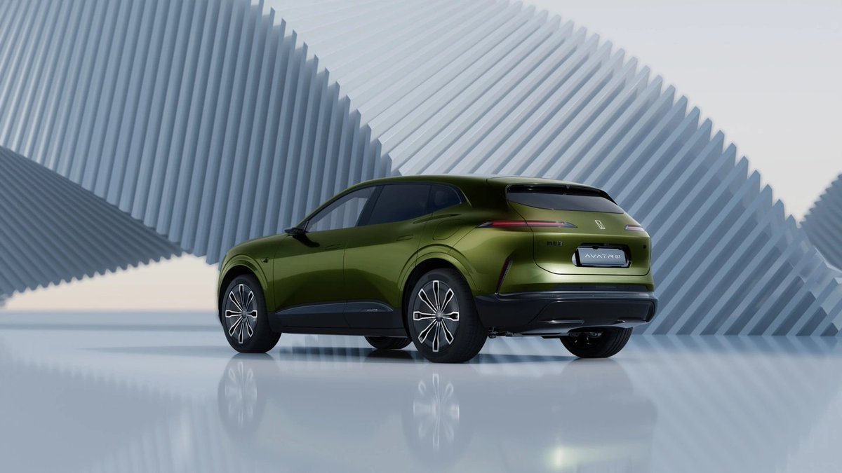 EVsLaneofficial's tweet photo. Avatr 07 SUV Unveils New Body Color "Azure Green" https://t.co/g85y8Txh5K