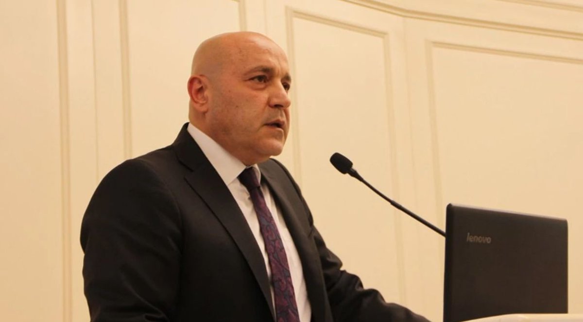 Önceki dönem Gaziantep Büyükşehir Belediyesi Meclisinde birlikte çalıştığımız Beyhan Külekçi kardeşimizin vefatı bizleri derinden üzdü 

Merhuma Allah'tan rahmet, Külekçi ailesine başsağlığı dilerim.

Mekanın cennet olsun...