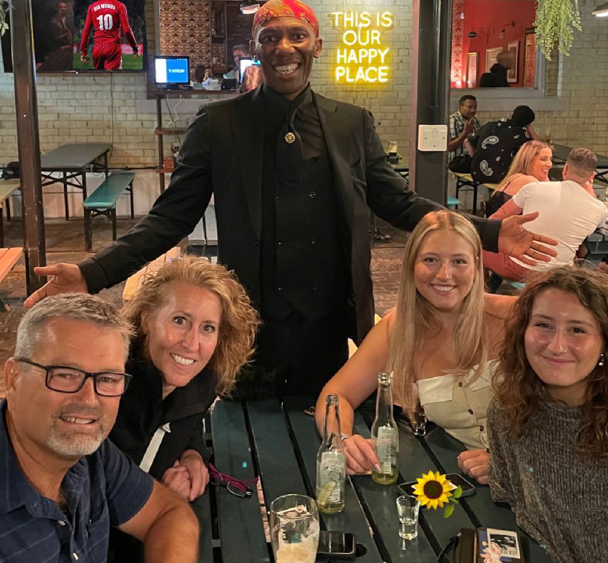 It’s #MAGICWEDNESDAY  @thestationhousew3 📍 🎩 🪄 
The place where the enjoyment never stops. ⚽️ The game will be magic, and the magic will be awesome ✨. 
#fun #laughter #joy #awe &amp; much #love #family 
♦️♦️♦️♦️♦️♦️♦️♦️♦️♦️
#mindmagic 🧠 
#cardmagic 🃏
#firemagic 🔥
#hypnosis 😵‍💫