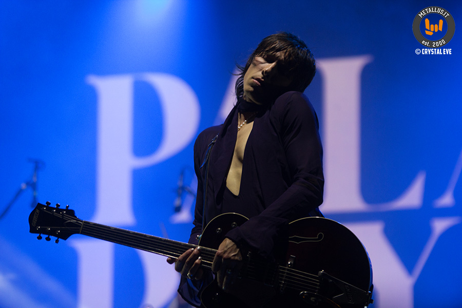 metallus_it's tweet photo. Palaye Royale + The Hunna: Live Report e foto della data di Bologna! https://t.co/SoRVu7XjPd #PalayeRoyale #TheHunna @HellfireBooking @PalayeRoyale @THEHUNNABAND #BOnsaiGarden https://t.co/nKpFHbEg6U