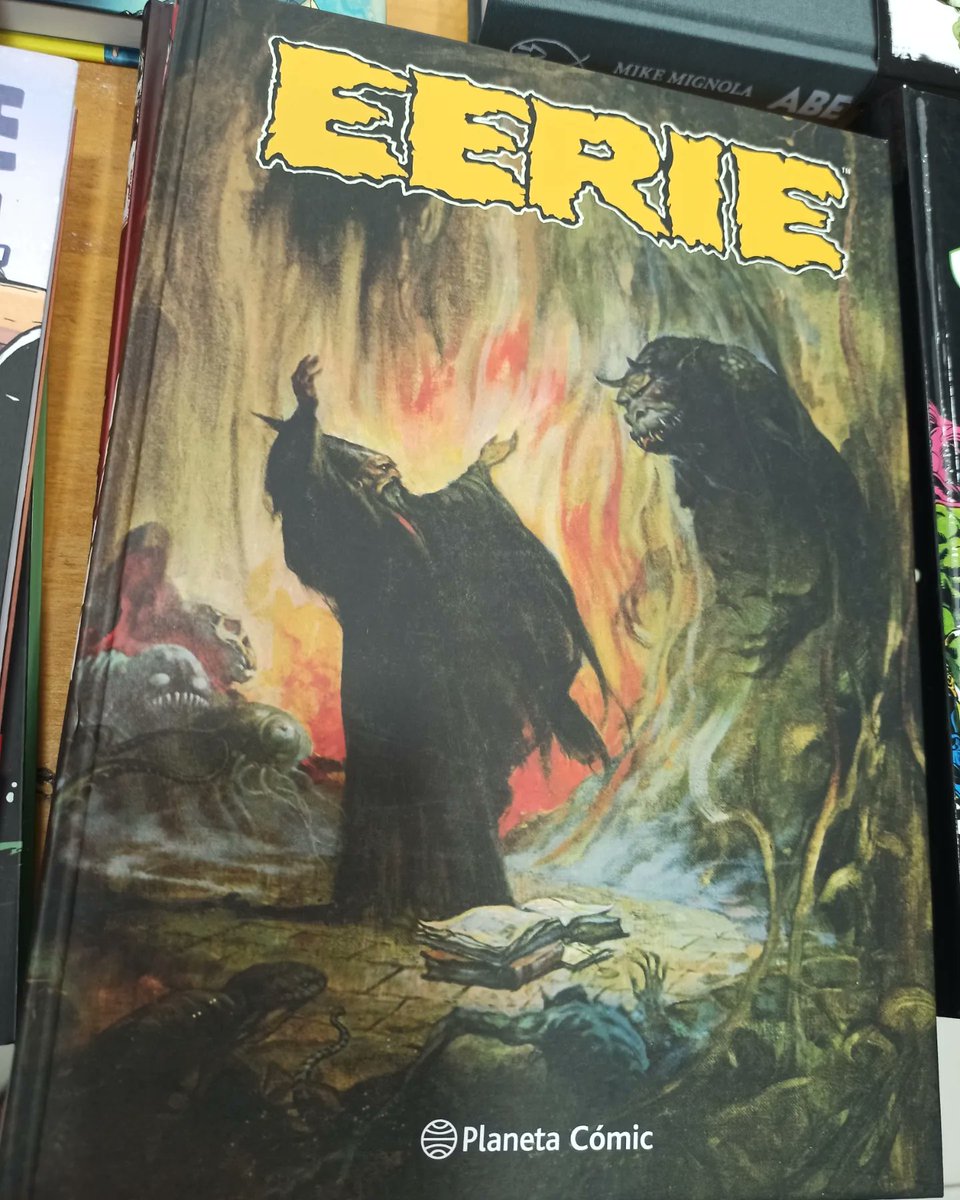 Argoslibreria's tweet photo. Por si os lo perdisteis: aquí tenemos el trabajazo de leyendas como Gene Colan, Frank Frazetta, Alex Toth y toda esa tropa en la Warren. Sientes el frescor por la nuca oiga.
#argosrecomienda #comic #cómic #comicdeterror #tebeo https://t.co/smc76pp9Fy