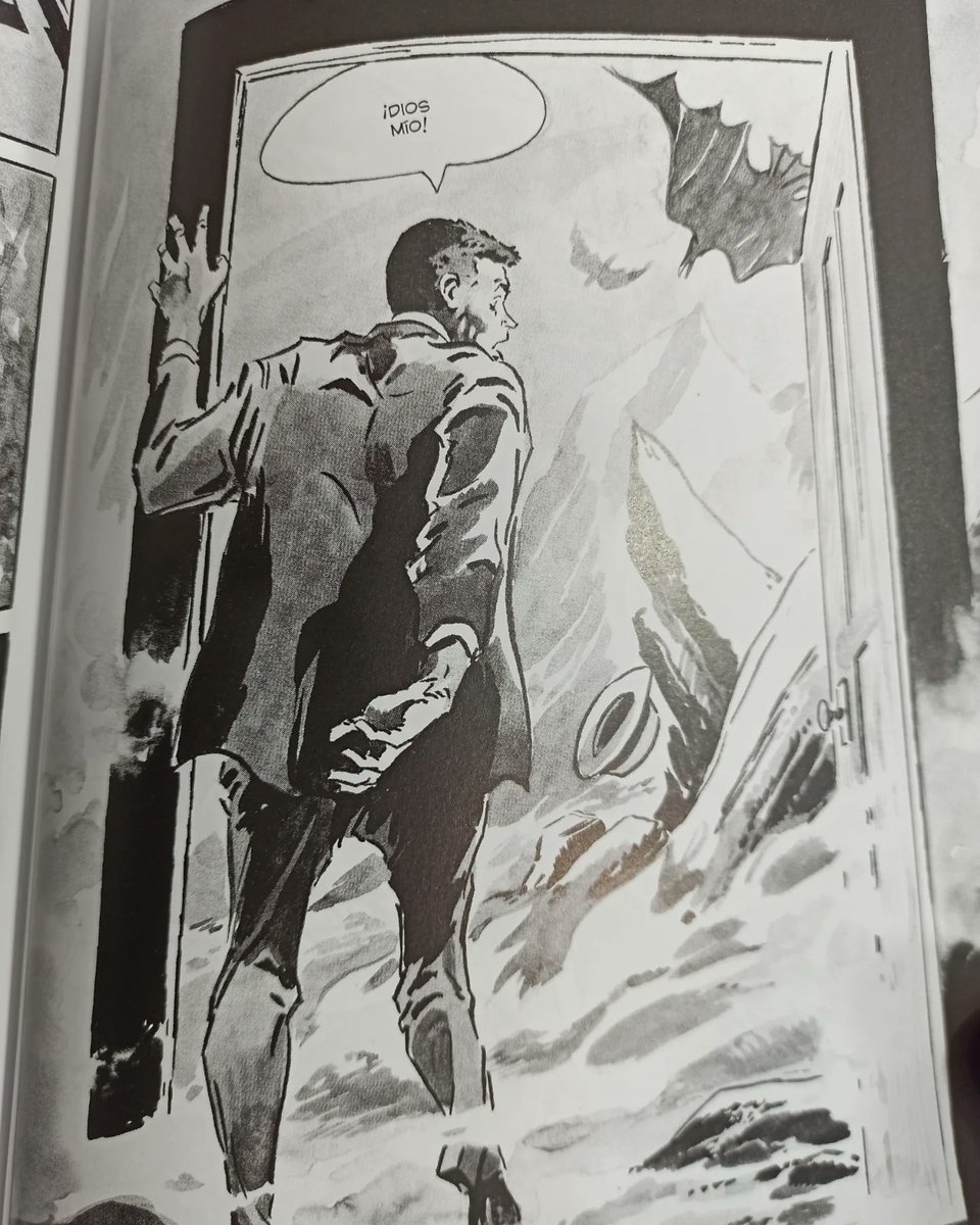Argoslibreria's tweet photo. Por si os lo perdisteis: aquí tenemos el trabajazo de leyendas como Gene Colan, Frank Frazetta, Alex Toth y toda esa tropa en la Warren. Sientes el frescor por la nuca oiga.
#argosrecomienda #comic #cómic #comicdeterror #tebeo https://t.co/smc76pp9Fy