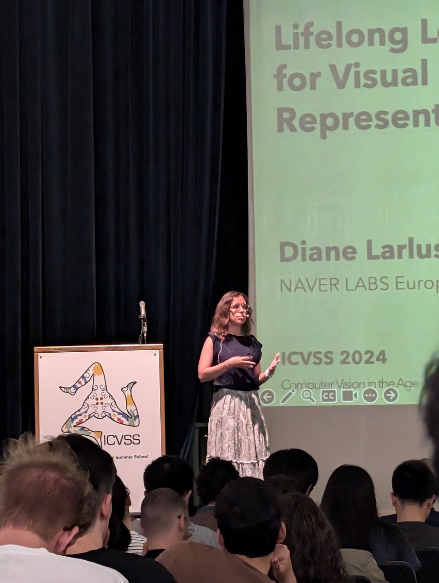 camillo4eyes_'s tweet photo. #ICVSS2024 - Day 2
Speakers:
Derek Hoiem
Diane Larlus
Richard Newcombe
I presented my poster "Synchronization is all you need: exocentric-to-egocentric transfer for temporal action segmentation with unlabeled synchronized video pairs", a work accepted @ #ECCV2024
#ICVSS #ICVSS24 https://t.co/EksgiaaJLB