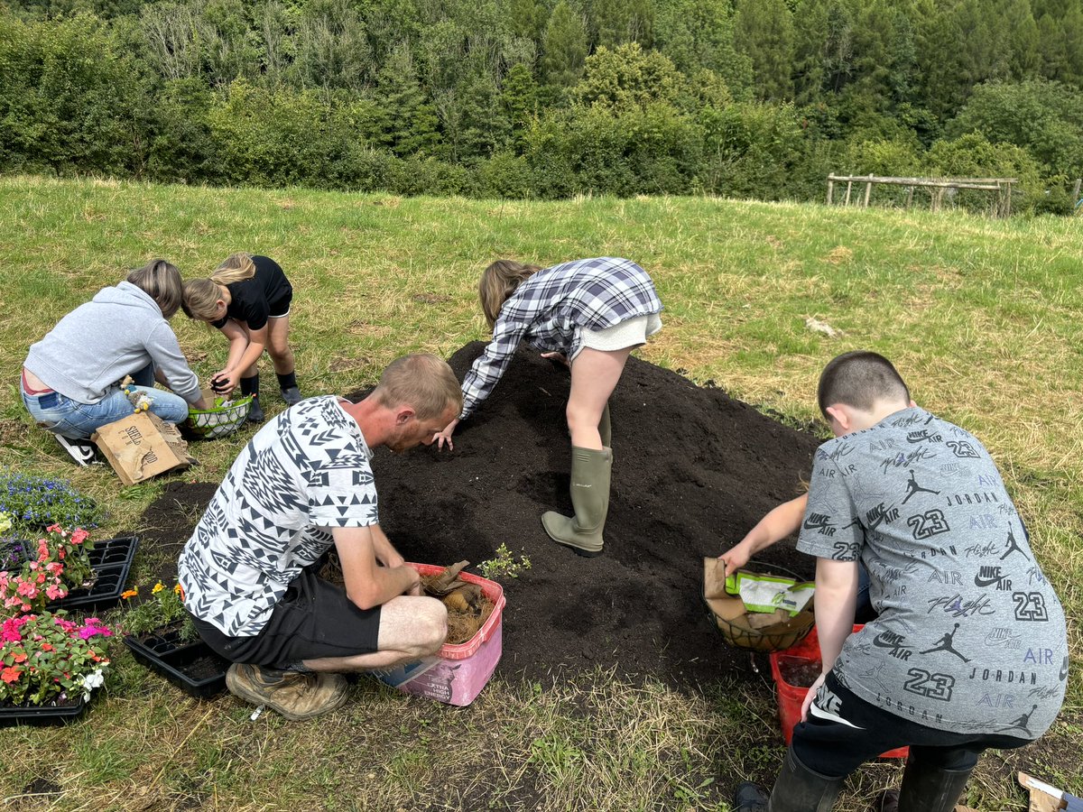 Overmonnow Primary School tweet media