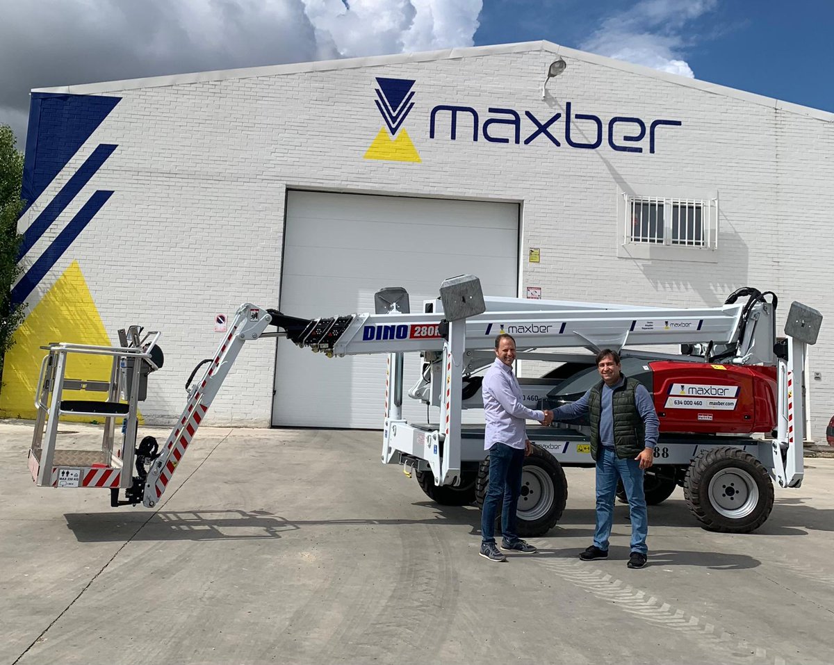 movicarga1's tweet photo. #MAXBER BUSCA LA DIFERENCIACIÓN CON LA ADQUISICIÓN DE UN BRAZO #DINOLIFT SUMINISTRADO POR #AHERNIBERICA
https://t.co/V6iw7GRa8c https://t.co/44hFr44NiL