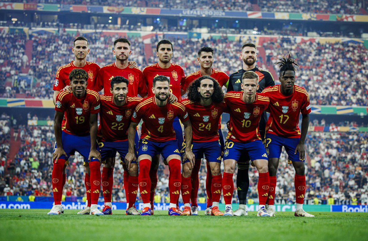 nachofi1990's tweet photo. Adelante ESPAÑA !!! Emociones y sentimientos únicos. Nos vemos en Berlín. 💪🇪🇸 https://t.co/NnrrikCj2S