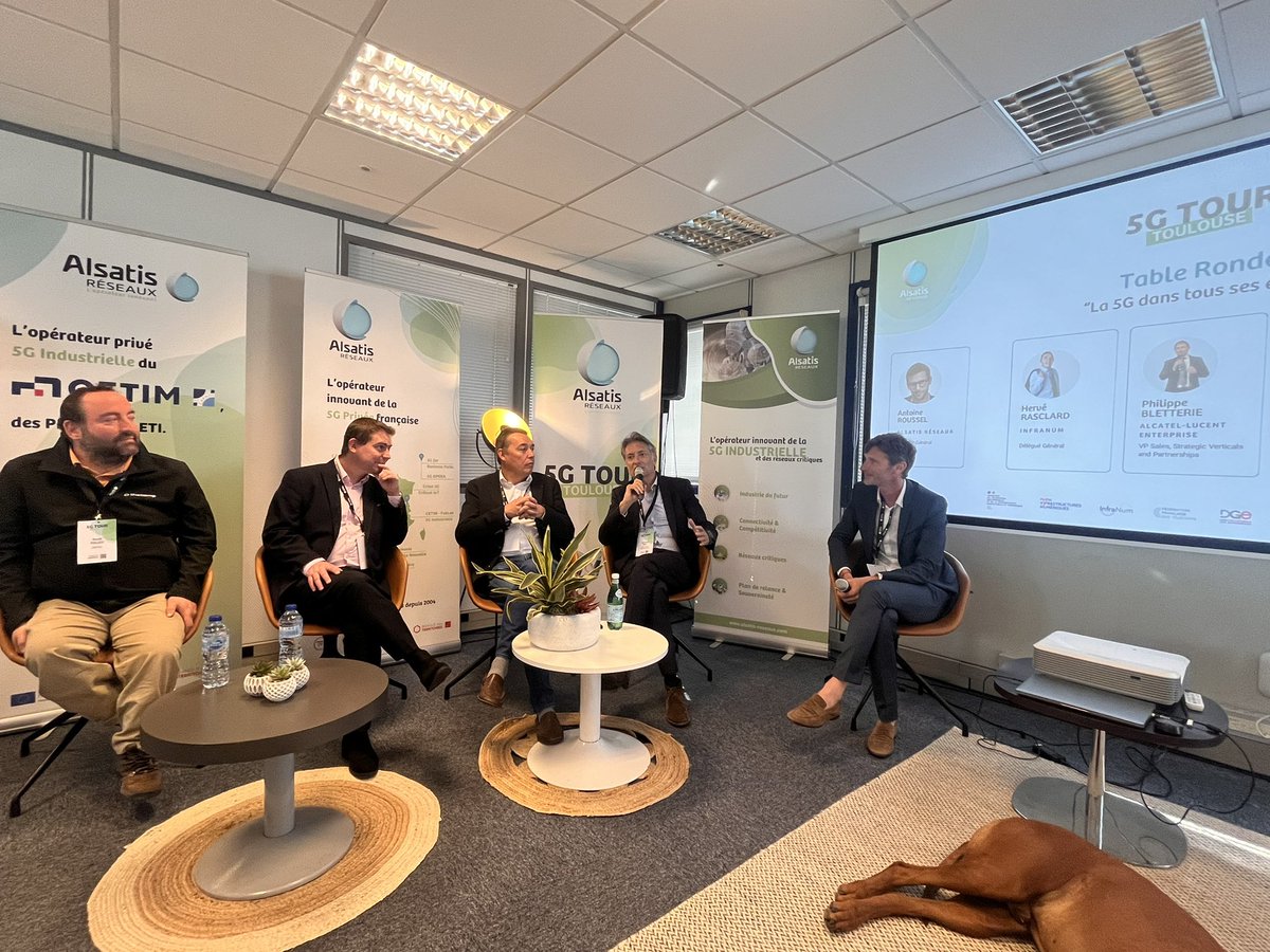 Journée 5G tour chez <a href="/Alsatis/">Alsatis</a> « la 5G dans tous ses états ». Merci cher <a href="/TonioRoussel/">Antoine Roussel</a> pour cette belle initiative et ton accueil.
<a href="/bertrandserp/">Bertrand Serp (Perso)</a> 
<a href="/ZefilT/">Zefil</a> 
<a href="/Toulouse/">Toulouse - Mairie et Métropole</a>