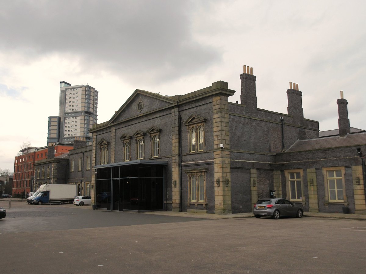 pjcarter_'s tweet photo. Grand Station is grade 2 listed.
Formerly Wolverhampton Low Level Station opened 1854, closed to passengers 1972 and to goods 1981. Parts demolished in 2006.
In 2012 transformed for weddings and events.
#grandstation
#weddingvenue
#wolverhampton
#expressandstar
#canon #ixus https://t.co/uCcURk5Ach