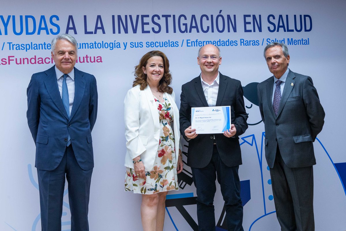 hbellvitge's tweet photo. Un projecte de Bellvitge que impulsarà l’ús clínic de ronyons bioartificials rep suport de @fundacionmutua
L’estudi, liderat pel Dr. Miguel Hueso, ajudarà a crear alternatives a la donació d’òrgans i la diàlisi per al tractament de malalties cròniques👌 
ℹ️https://t.co/M3DQzcWH3W https://t.co/0RDAvMpa5a