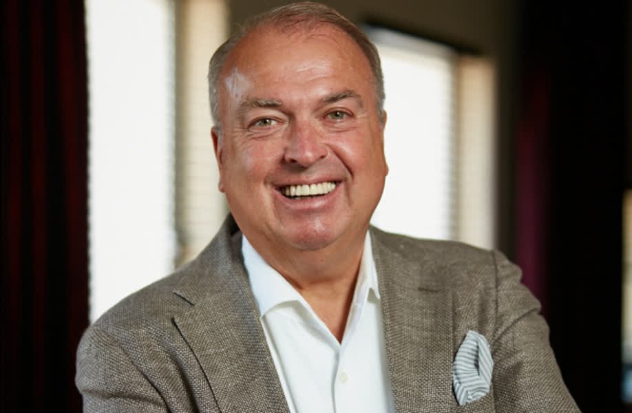 rtvdordrecht's tweet photo. Peter van der Velden terug om tijdelijk op Dordt te passen
https://t.co/8djUibtPFi https://t.co/gC3kD9oGX7