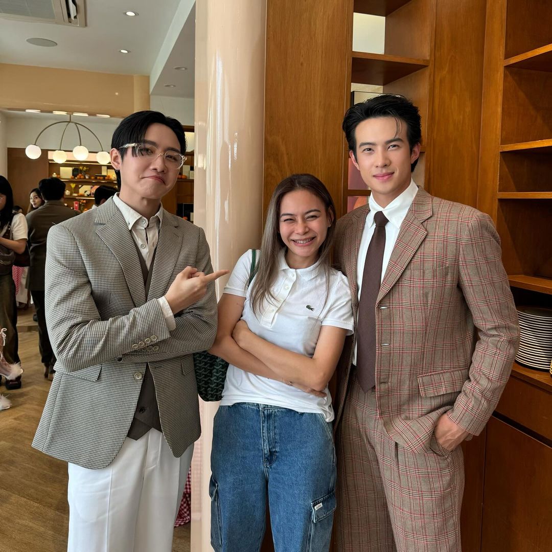 _TipsyGnome_'s tweet image. Mark, James Ma and P'Kwang 🖤

#MSIWAT #jamesma #เจมส์มาร์
#JoMaloneLondonTH #OrangeMarmalade
#JUSTBECAUSE