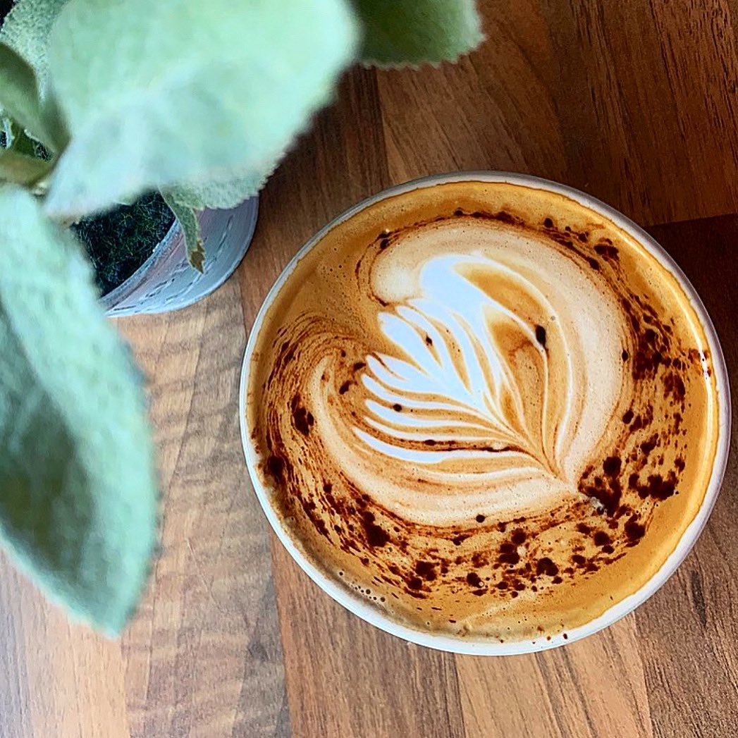 Good morning! ☕️

Our cake cabinet is stocked back up again this morning after an evening of baking last night 🍰

We have lots of goodies for you, I’ll list them all later on after the morning rush ☺️

#urmston #shoplocal #coffee #flatwhite #cake #giftshop #manchester #trafford