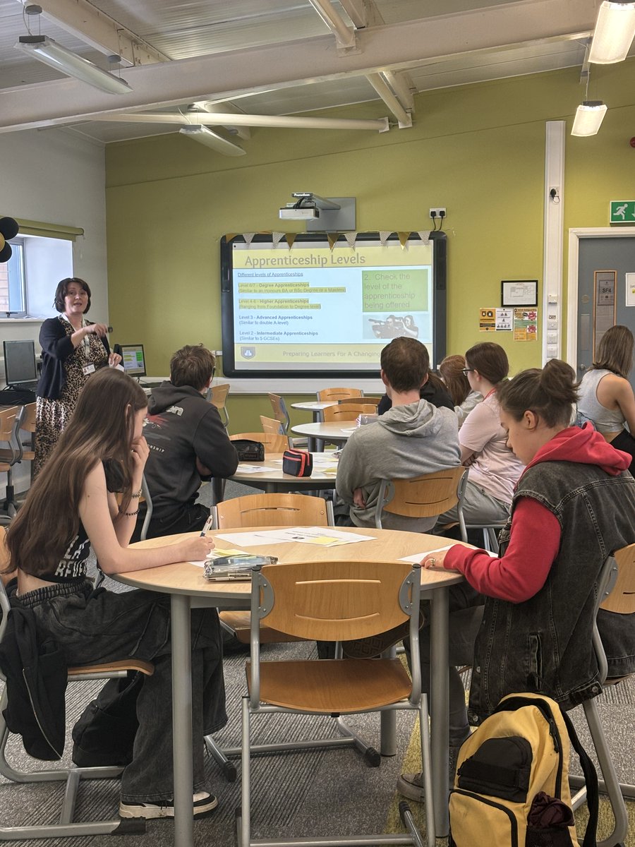 HC6F_College's tweet photo. HCCS Sixth form is running an invaluable session on apprenticeships today for Alternative Learning Week. You have many options open to you when you attend HCCS Sixth form! https://t.co/str4FUv1At