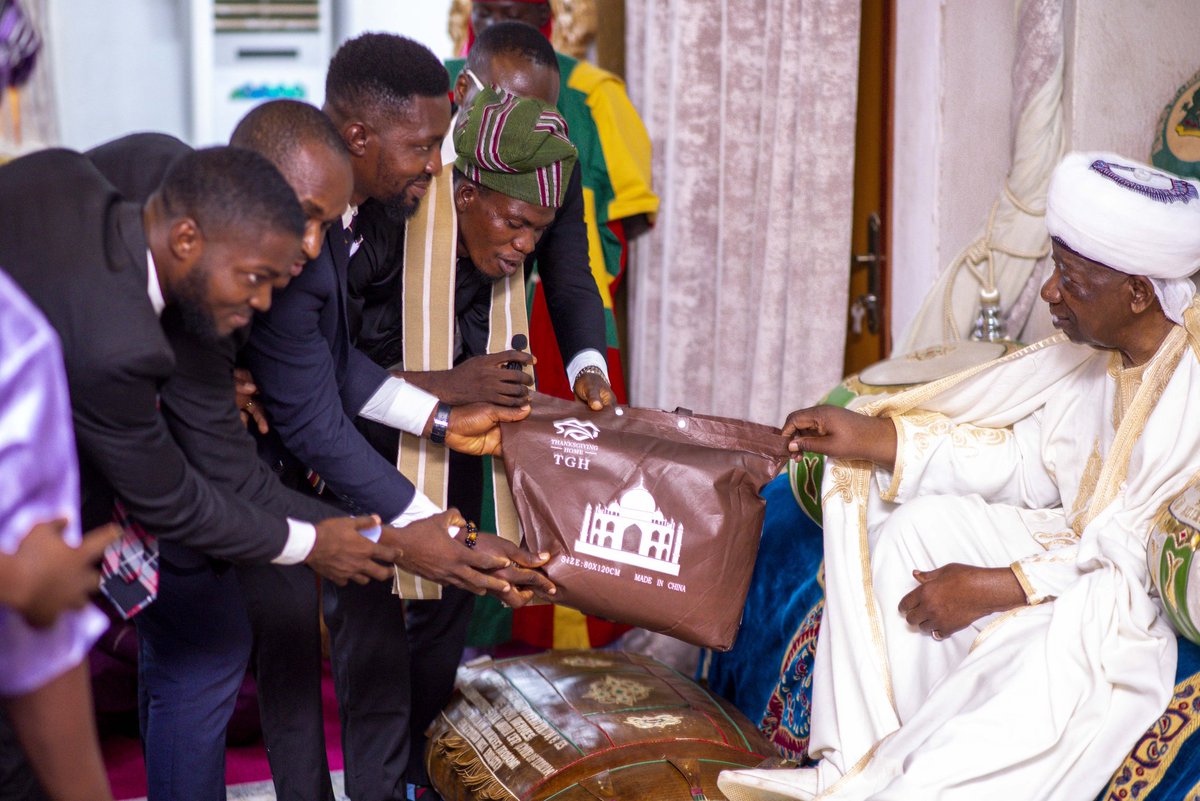 JCIN_UNILORIN's tweet photo. With so much optimism, fuss and high hopes for a conference that represented the expectations of JCI members. The collegiate conference kick-started with a visit to the Emir of Ilorin.
#JCINigeria
#JCINigeriaCollegiate
#TheParadigmShift
#CollegiateConference24Β
#Harmony24 https://t.co/egQ8mVxbzB