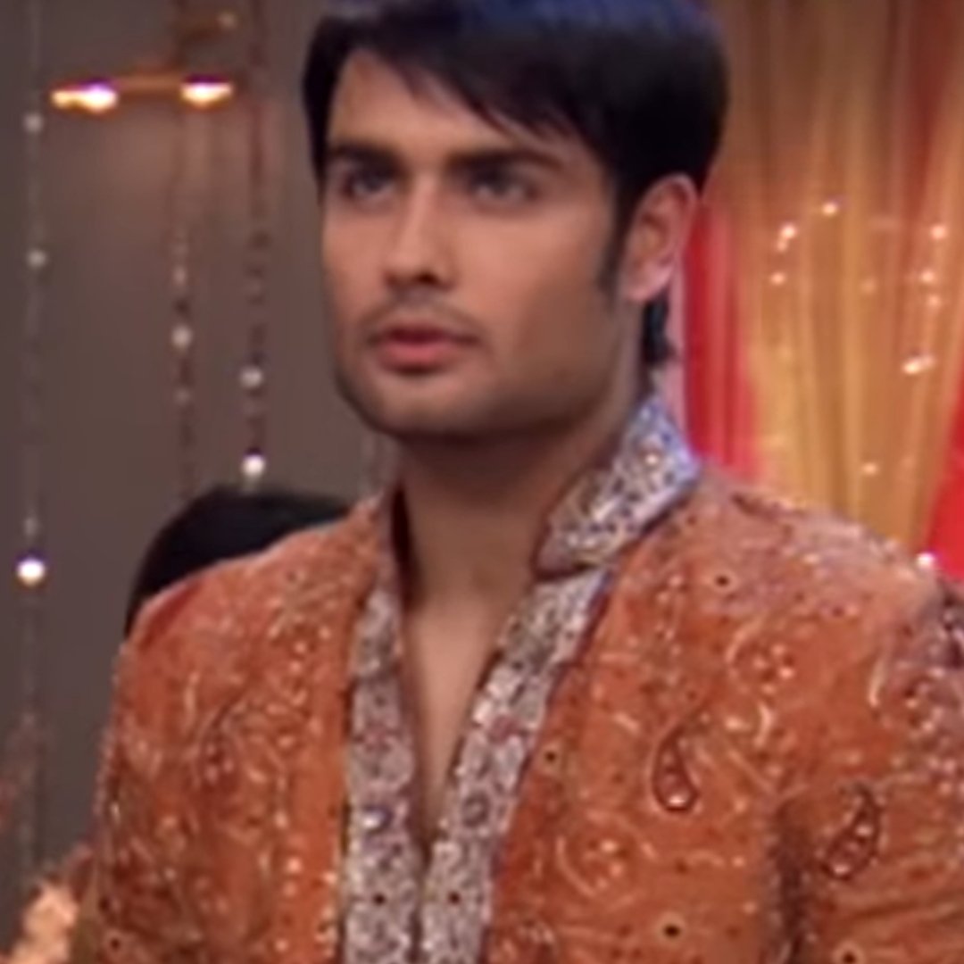 LillyTaurus1's tweet photo. And what about this cute boy ?🌹😍 @VivianDsena01 #PKYEK all time fav show 💗 https://t.co/L8qxm07tS2