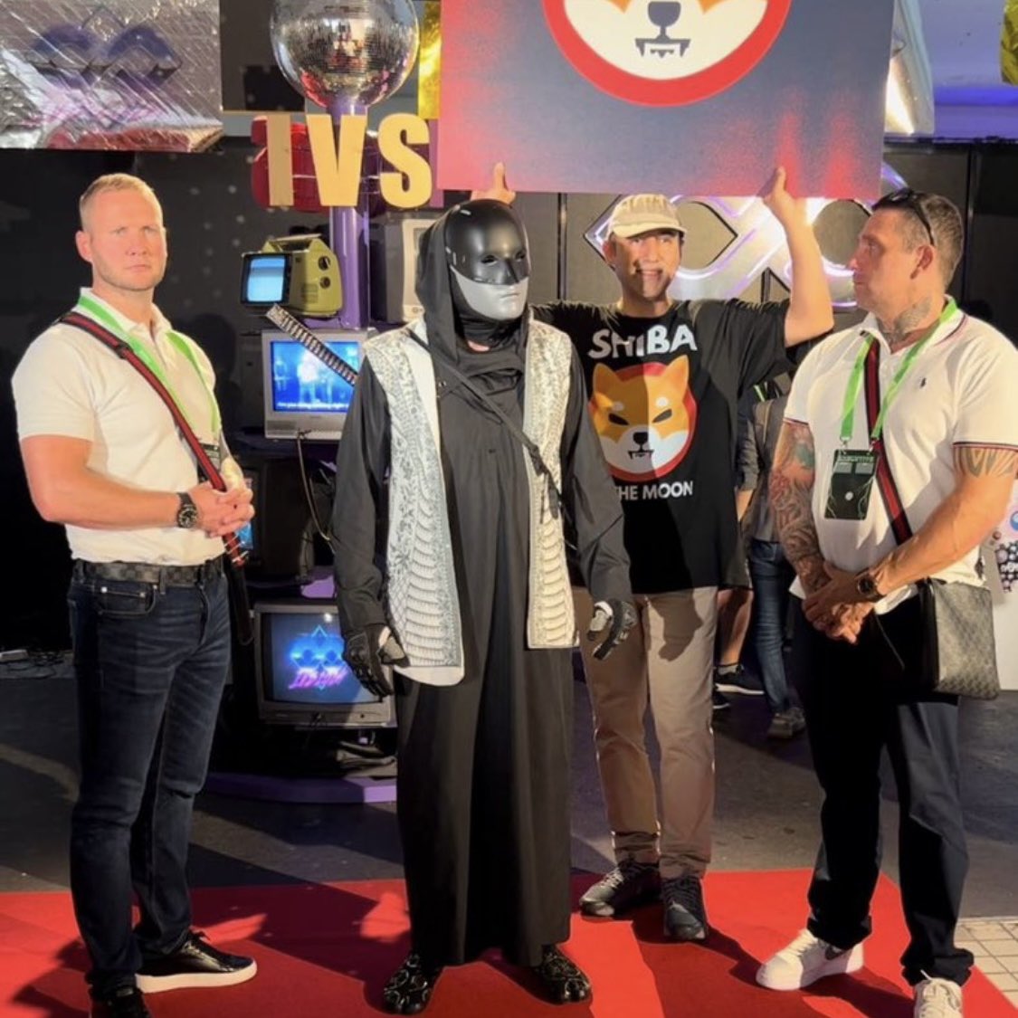 RALF CARL CAFE tweet media