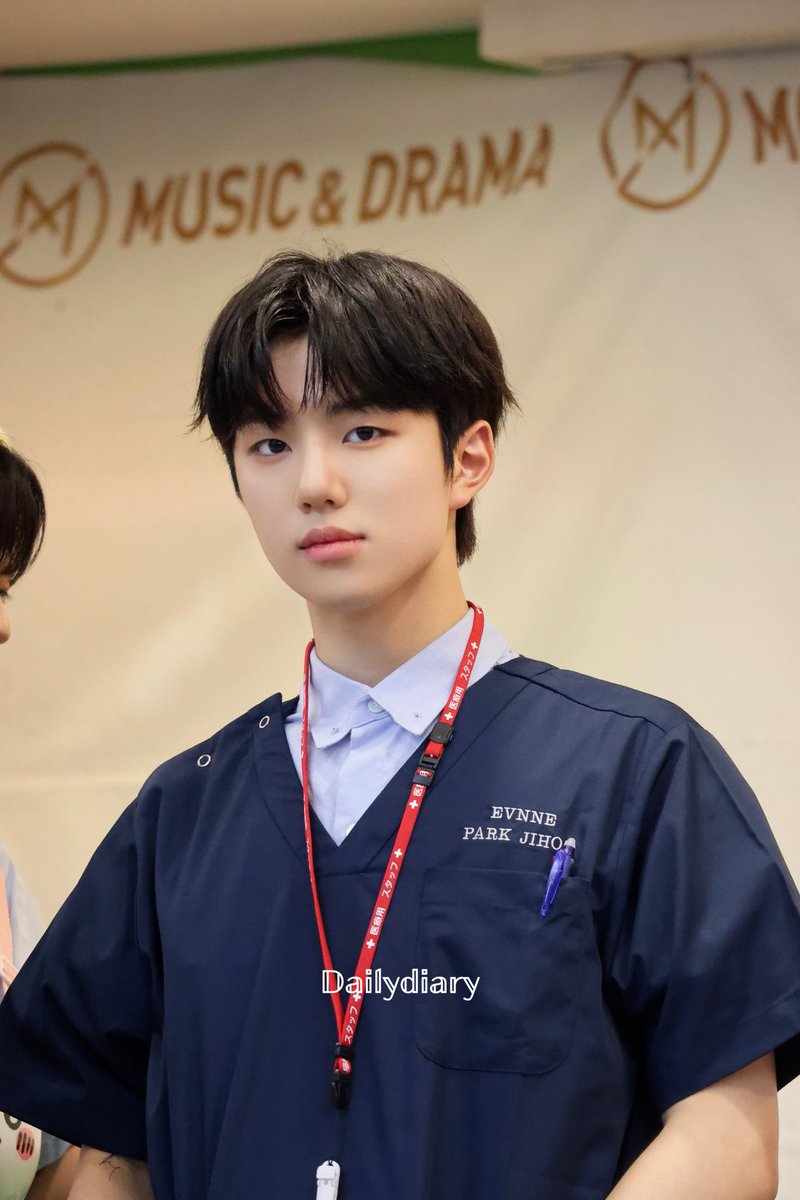 240622 HQ
🏥

#박지후 #PARKJIHOO
#이븐 #EVNNE