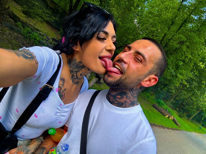 Przelizaliśmy się w zoo🦍🐘🦛🦘 https://t.co/WM8KkGSyEo