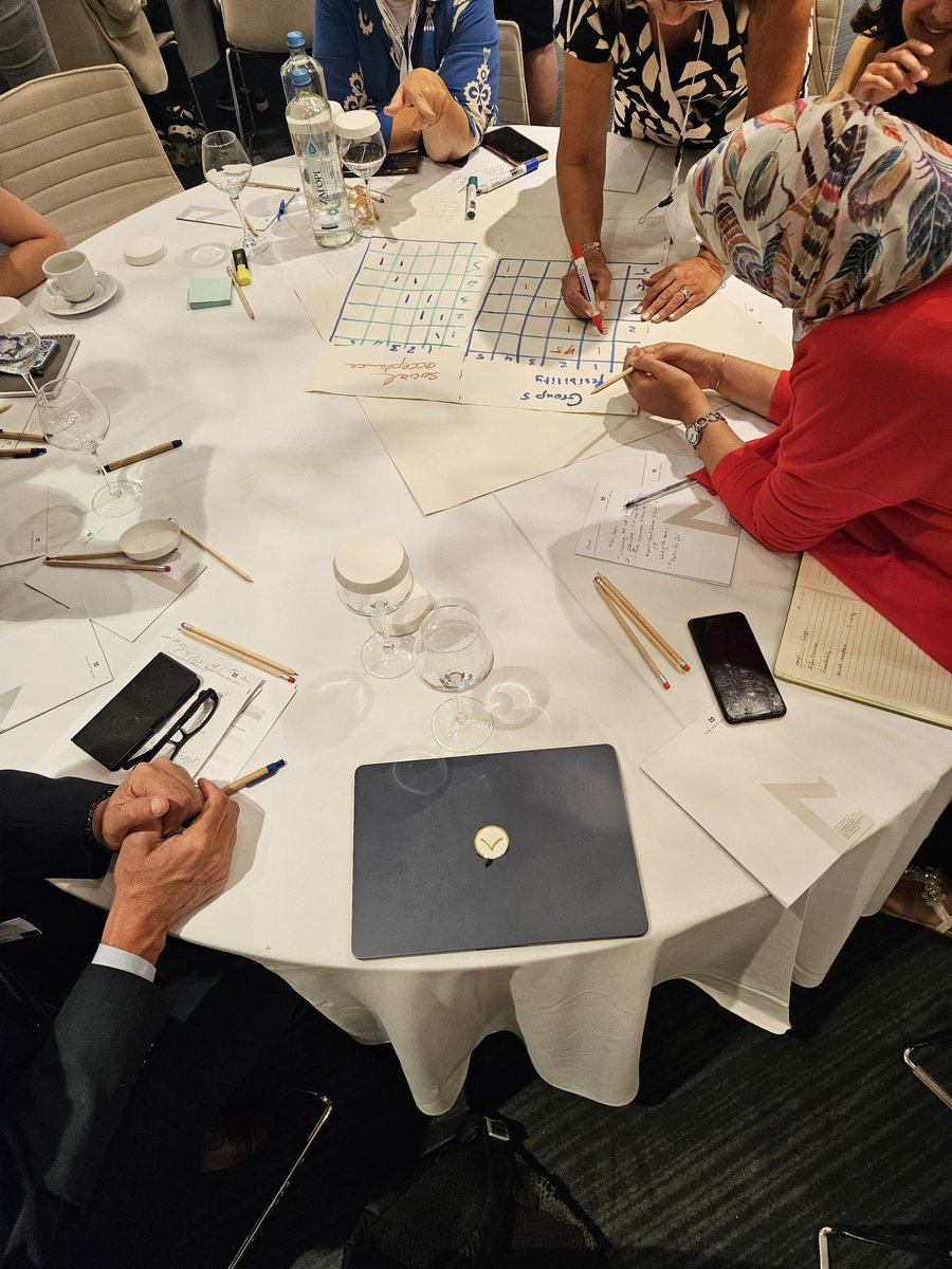jeremiefosse's tweet photo. Apres un interlude pour la campagne des #législatives, #BacktoWork facilitating a technical workshop in #Greece to fight #Plastics #Pollution in the #Mediterranean region with amazing #Actorsofchange https://t.co/57p3aO7dgj